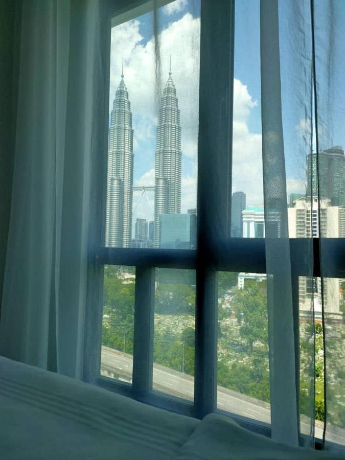 Klcc Legasi Direct View With A Superking Bed At A 3-Bedroom Premium Unit Kuala Lumpur Ngoại thất bức ảnh
