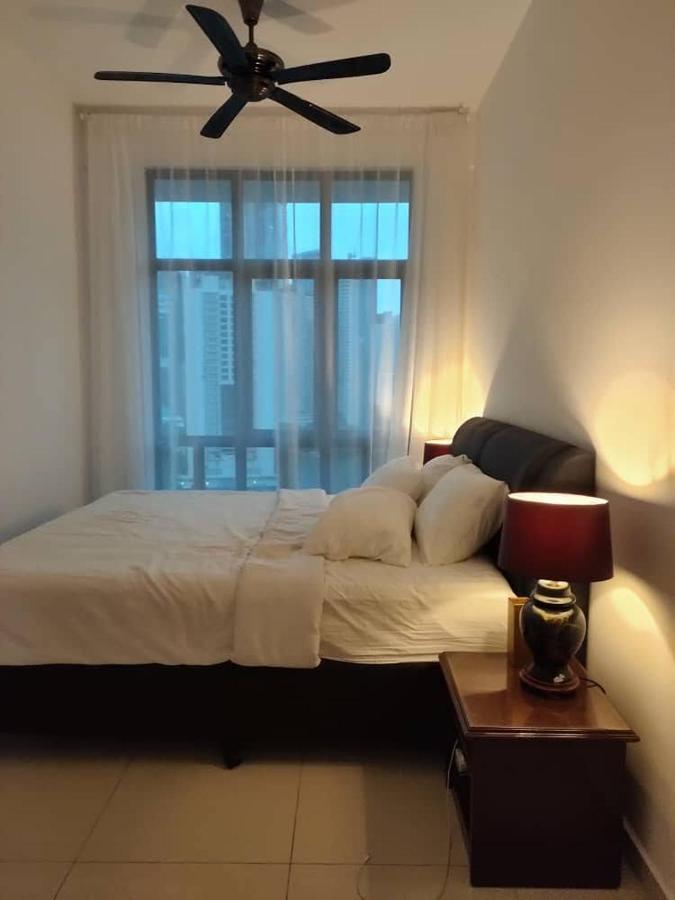 Klcc Legasi Direct View With A Superking Bed At A 3-Bedroom Premium Unit Kuala Lumpur Ngoại thất bức ảnh