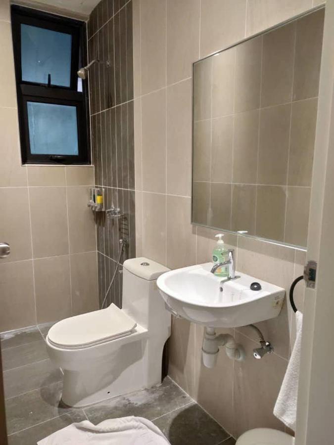 Klcc Legasi Direct View With A Superking Bed At A 3-Bedroom Premium Unit Kuala Lumpur Ngoại thất bức ảnh
